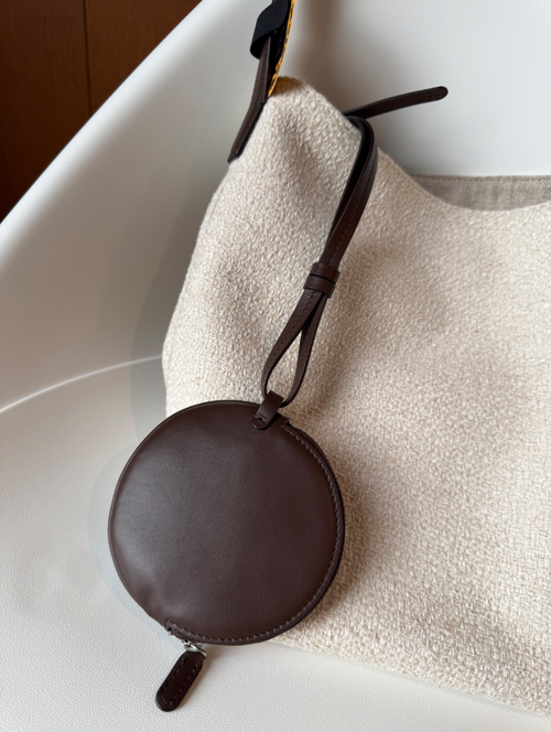 Women's tote bags